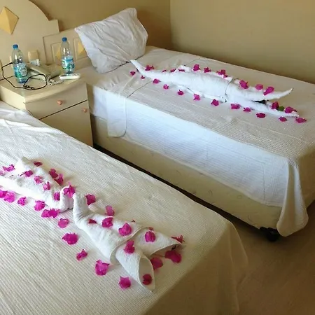 Aparthotel Sayar